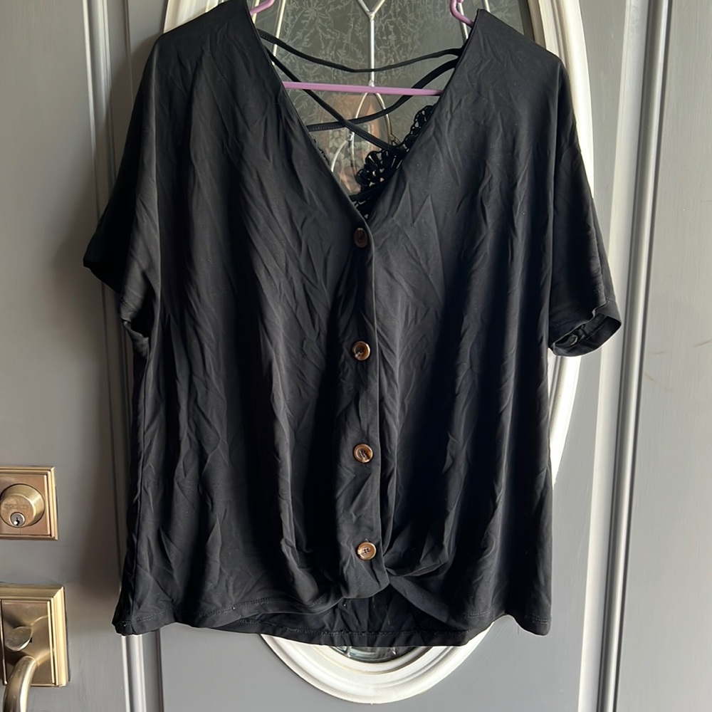 BUCKLE BLOUSE